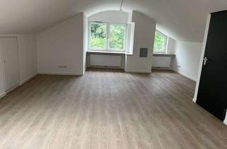 Wohnung kaufen in Löffelstelzer Straße 26, 97980 Bad Mergentheim, Zuhause mit viel Platz und sechs Zimmern in Bad Mergentheim
