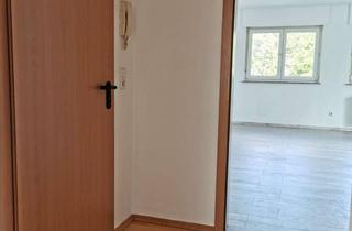 Wohnung mieten in Hefragstraße, 61200 Wölfersheim, Wohnen mit Charakter: 2,5-Zimmer-DG-Wohnung in Wölfersheim