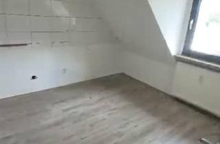 Wohnung mieten in Kirchhellener Str. 21, 45966 Gladbeck, 2- Raum Wohnung im Dachgeschoss