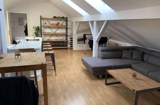 Wohnung mieten in Große Klingergasse 11, 94032 Altstadt, Geschmackvolle, sanierte 2-Raum-DG-Wohnung in Passau