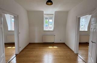 Wohnung mieten in Kreuzstraße 10, 76316 Malsch, Schöne 2,5-Zimmer-Dachgeschosswohnung mit großer Dachterrasse im Ortskern von Malsch