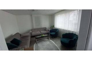 Wohnung mieten in Uracherstr. 28, 72584 Hülben, Familienfreundliche 5-Zimmer-Wohnung (103 m²) im Zweifamilienhaus mit Garten und Einbauküche