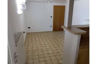 Wohnung mieten in Hauptstr. 16, 76744 Wörth, Junggebliebene Souterrain-Wohnung inkl. Garage OT: Schaidt