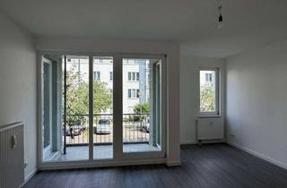 Sozialwohnungen mieten in Münchehagenstraße 38, 13125 Karow, NUR MIT WBS 100/140 MIT BESONDEREM WOHNBEDARF - Familienwohnung in Karow mit Balkon!