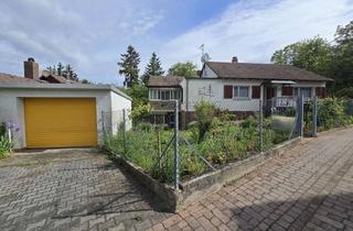 Haus kaufen in 64367 Mühltal, Freistehendes Wohnhaus mit Garage auf Eckgrundstück in Mühltal
