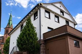 Haus kaufen in 76596 Forbach, Fachwerkhaus mit zwei Wohnungen in ruhiger Lage, sucht talentierten Handwerker!
