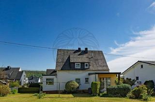 Einfamilienhaus kaufen in 56457 Westerburg, Westerburg: Einfamilienhaus in sonniger Lage mit großem Grundstück
