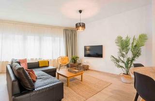 Wohnung mieten in 14467 Potsdam, Helle 2 Zi. Wohnung MIT Neuer Ebk + 1 Badezimmern, Balkon, Außenstellplatz