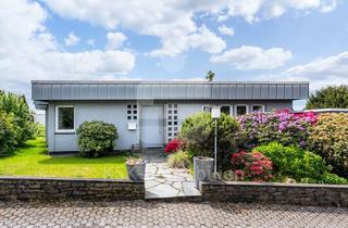 Haus kaufen in 51519 Odenthal, Ebenerdiges Wohnen mit Weitblick Stilvoll modernisierter Bungalow.