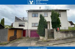 Haus kaufen in 86735 Amerdingen, Sanierungsbedürftiges Wohnhaus mit abrissreifem Gebäude in Amerdingen