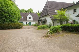 Einfamilienhaus kaufen in 24811 Brekendorf, Landgut in idyllischer Alleinlage