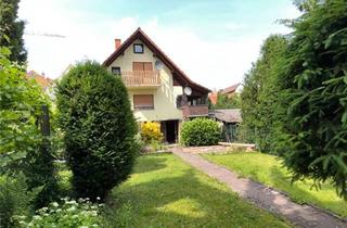 Haus kaufen in 67295 Bolanden, EUPORA® Immobilien: Wohnhaus mit Garten in Bolanden.