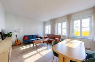 Wohnung kaufen in 12487 Berlin, Berlin - Modernisierte 3-Zimmer-Altbauwohnung im Hochparterre mit Einbauküche