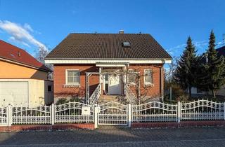 Einfamilienhaus kaufen in 15859 Storkow, Storkow (Mark) - Haus mit Garten, Terrasse und vielseitig nutzbarem Untergeschoss