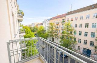 Wohnung kaufen in Scharnweberstraße, 10247 Berlin, Berlin - Familienglück am Boxhagener Platz - Stilvolle 4-Zimmer-Altbau mit zwei Balkonen