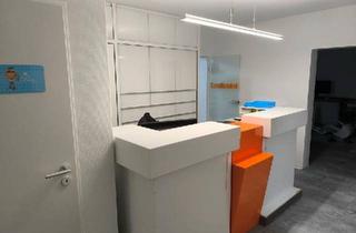 Wohnung kaufen in 47053 Duisburg, Duisburg - Kapitalanlage: vermietete Facharztpraxis, ca. 8,2 % Rendite