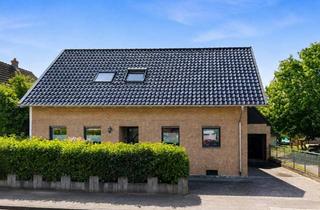 Einfamilienhaus kaufen in 53881 Euskirchen, Euskirchen - Großzügiges Wohnen mit viel Platz und schönem Garten