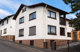 Einfamilienhaus kaufen in 54552 Mehren, Mehren - Einfamilienhaus mit ca. 223 m² , Garten, Balkon , große Hof