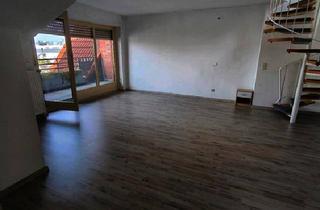 Wohnung kaufen in 33378 Rheda-Wiedenbrück, Rheda-Wiedenbrück - Zentrale 2,5 Zimmer Maisonette Wohnung mit Balkon und Stellplatz