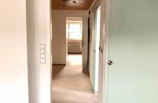 Wohnung kaufen in 71711 Steinheim, Steinheim an der Murr - 2,5 Zimmer DG Wohnung mit Stellplatz in Steinheim Höpfigheim