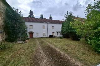 Haus kaufen in 02708 Löbau, Löbau - Charmantes Anwesen mit Scheune