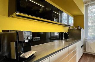 Wohnung kaufen in 01159 Dresden, Dresden - Provisionsfrei! Exklusive Eigentumswohnung in ruhiger südlicher Lage + 2 Stellplätze + Küche