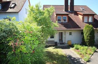 Doppelhaushälfte kaufen in 97199 Ochsenfurt, Ochsenfurt - Doppelhaushälfte mit verträumten Garten