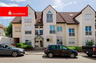 Wohnung kaufen in 65719 Hofheim am Taunus, Hofheim am Taunus-Kernstadt: 2-Zimmer-Erdgeschosswohnung mit großer Terrasse, Stellplatz und Garage