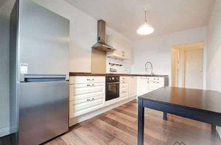 Wohnung kaufen in 90429 Nürnberg, Stilvoll wohnen: Altbaucharme trifft Citylage