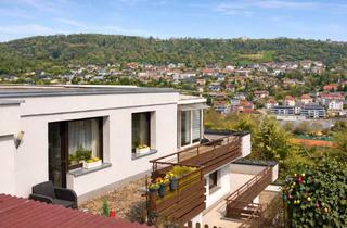 Wohnung kaufen in Morsbacher Str. 36, 74653 Künzelsau, *Stilvolle Eigentumswohnung im Bungalow-Charakter mit Garten & Panoramablick über Künzelsau*