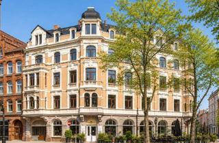 Wohnung kaufen in 30161 List, Denkmalgeschützter Altbau - evt. bald mit Lift