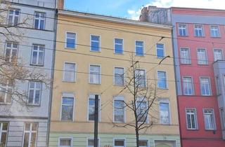 Wohnung kaufen in Landsberger Allee 16, 10249 Friedrichshain, Geräumige und vermietete 3-Zimmer-Wohnung