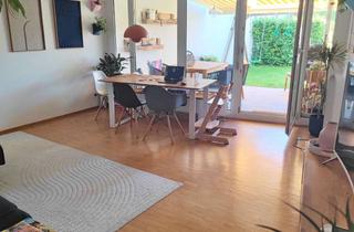 Wohnung kaufen in 70195 Botnang, Gepflegte 82m² große 3-Raum-Wohnung mit Garten und Garage in Botnanger Aussichtslage