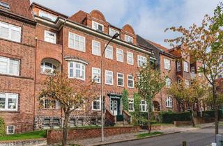 Wohnung mieten in Liliencronstr. 1a, 25524 Itzehoe, Attraktive Altbauwohnung mit Balkon – Ihr neues Zuhause