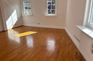 Wohnung mieten in 73728 Esslingen, Exklusives Stadtleben: 2,5-Zimmer-Whg. Esslingen Innenstadt