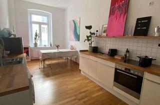 Wohnung mieten in 50674 Altstadt-Süd, Helle 2-Zimmeraltbauwohnung in der Nähe vom Rathenauplatz, NICHT WG-GEEIGNET !