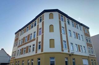 Wohnung mieten in Landsberger Straße 54, 06112 Freiimfelde, Geräumige Dachgeschoss-Wohnung mit Badewanne, Tageslichtbad und Einbauküche!