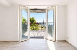 Wohnung mieten in 46446 Emmerich, Zur Miete: Exklusive Rheinblick-Wohnung im Alten Hafenzollamt mit Concierge-Service