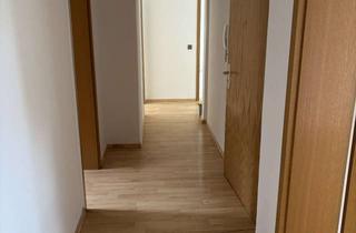 Wohnung mieten in Hegelstraße 60, 08527 Südvorstadt, Praktische 3,5-Zimmer-Wohnung mit Balkon in Plauen