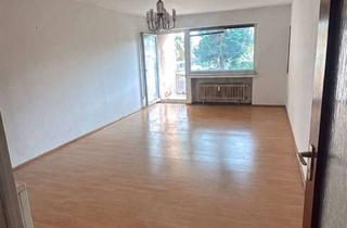 Wohnung mieten in Hülser Straße 709, 47803 Inrath/Kliedbruch, 1-Zimmer-Wohnung mit Balkon in Krefeld