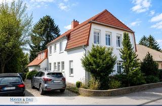 Wohnung mieten in 26180 Rastede, Geräumige Altbauwohnung mit Terrasse, Obj. 9852