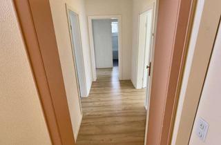 Wohnung mieten in Mergenthalerweg 20, 33613 Gellershagen, Top Gepflegte & Helle 3-Zimmer Wohnung mit Balkon in Bielefeld-Gellershagen, Gartennutzung und Stell