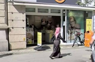 Gewerbeimmobilie mieten in Carl-Schurz-Str. 21, 13597 Spandau, Gewerbeeinheit in der Fußgängerzone