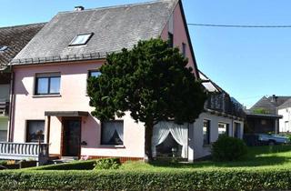 Haus kaufen in 54472 Monzelfeld, Gepflegtes Ein- bis Zweifamilienhaus mit großem Balkon, Garagen und Glasfaseranschluss