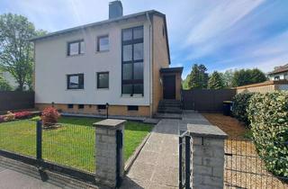 Haus kaufen in 31535 Neustadt, Kernstadt: Zweifamilienhaus zur Eigennutzung und Vermietung oder Kapitalanlage
