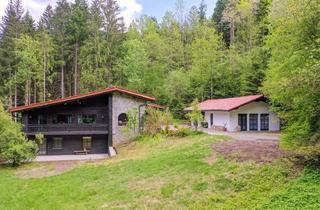 Haus kaufen in 94548 Innernzell, Traumhafte Alleinlage: Modernisierter Landsitz m. separatem Gästehaus m. 4.500 m2 Grund u. Bachlauf