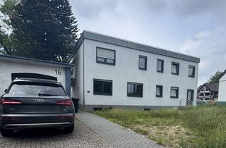 Einfamilienhaus kaufen in 42857 West, Freistehendes Einfamilienhaus mit Garten & Garage sowie Balkon - modernisiert und bezugsbereit