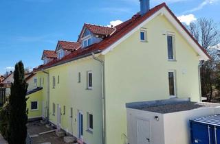 Reihenhaus kaufen in 82205 Gilching, Erstbezug: Neubau-Reihenhaus mit großem Hobbyraum