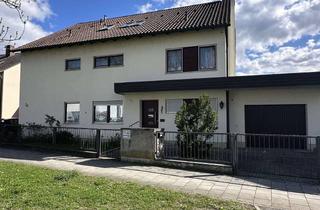 Einfamilienhaus kaufen in 93059 Weichs, Geräumiges Einfamilienhaus mit Einliegerwohnung und traumhaften Garten in Regensburg-Weichs
