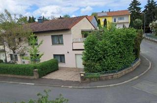 Haus kaufen in 61231 Bad Nauheim, Einfamilienwohnhaus mit ELW in Top-Lage von Rödgen